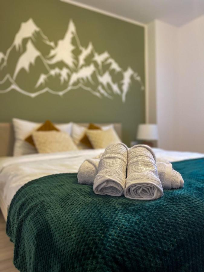 Tudor'S Mountain Retreat Câmpina Eksteriør billede